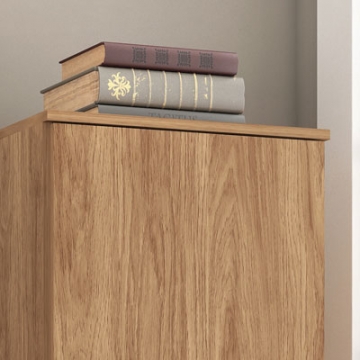 Box made of 12mm MDP and fronts made of 15mm MDP.