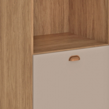 12mm MDP box and 15mm fronts.